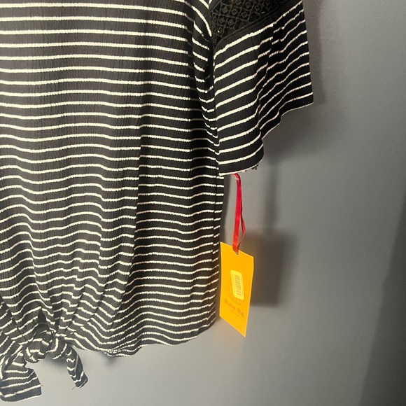 Ruby Rd Women’s Striped Tie-Front Top – Size M (New with Tags) - Picture 5 of 9